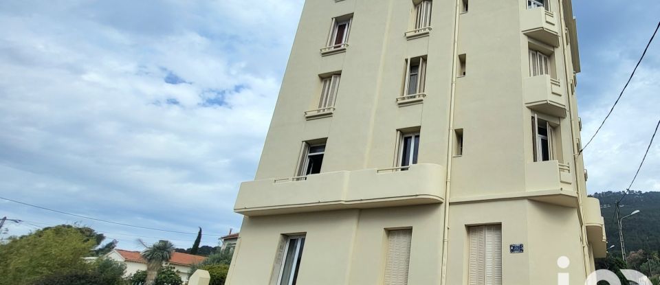 Appartement 3 pièces de 49 m² à Toulon (83100)