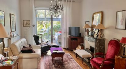 House 4 rooms of 159 m² in Nantes (44100)