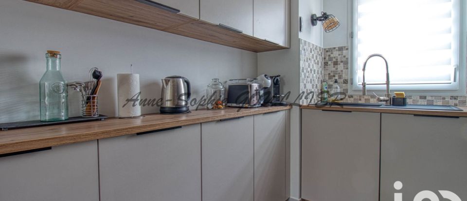 House 4 rooms of 82 m² in Andrésy (78570)