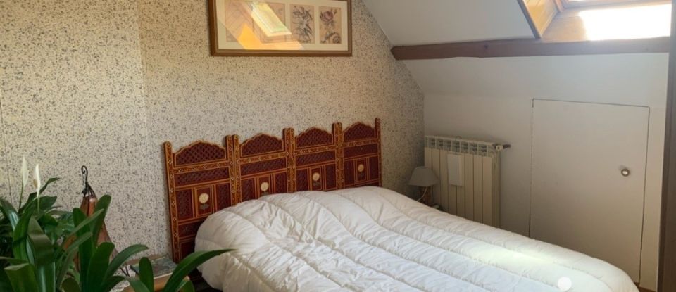 House 7 rooms of 141 m² in La Chapelle-Rablais (77370)