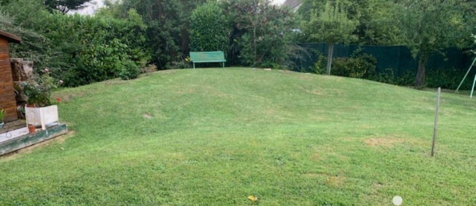House 7 rooms of 141 m² in La Chapelle-Rablais (77370)