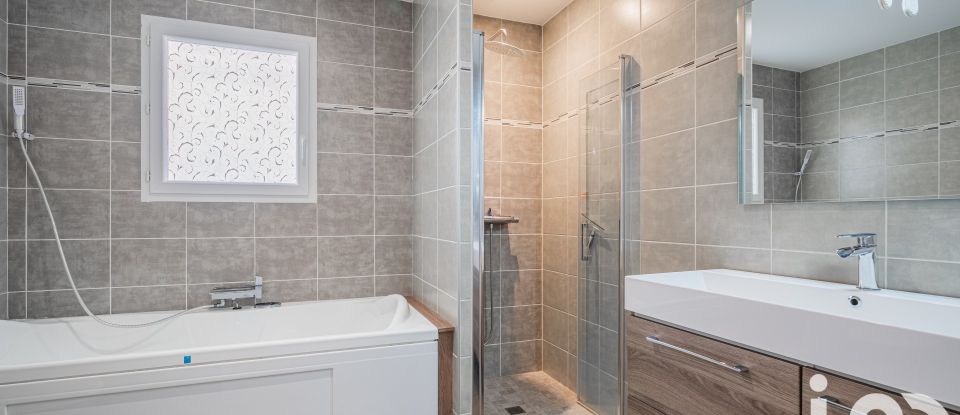 House 5 rooms of 112 m² in Vinay (38470)