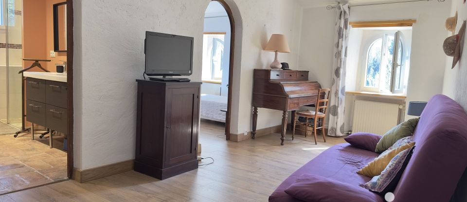 Maison rustique 5 pièces de 198 m² à Valaurie (26230)