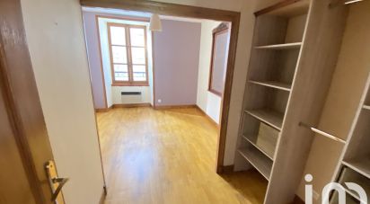 Maison 4 pièces de 75 m² à Saint-Laurent-de-Céris (16450)