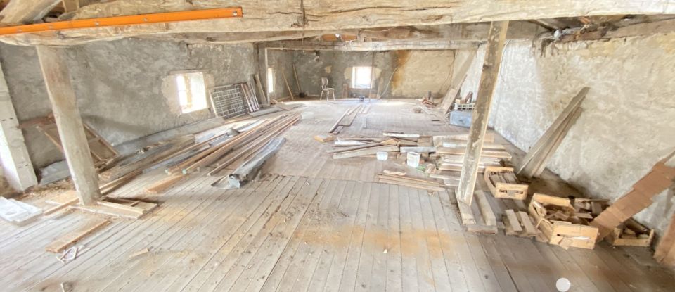Maison 4 pièces de 75 m² à Saint-Laurent-de-Céris (16450)
