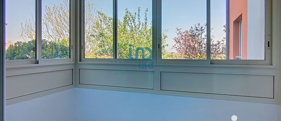 Apartment 3 rooms of 60 m² in Combs-la-Ville (77380)