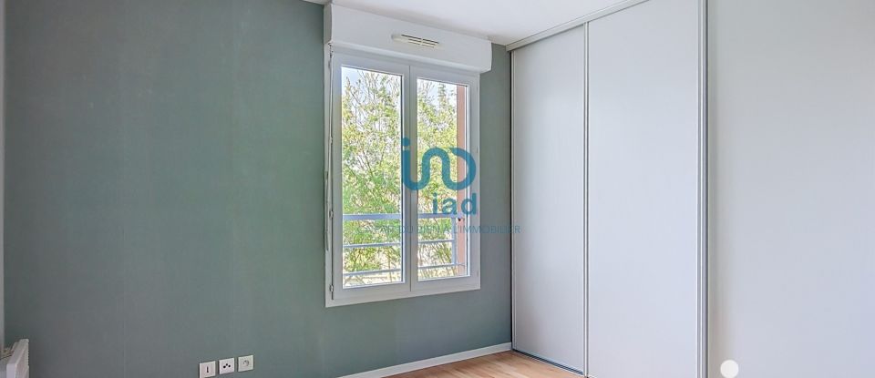 Apartment 3 rooms of 60 m² in Combs-la-Ville (77380)