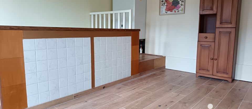 House 4 rooms of 107 m² in - (41150)
