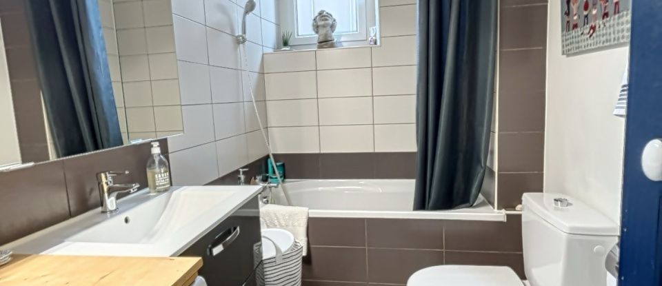 Apartment 2 rooms of 52 m² in Nantes (44000)