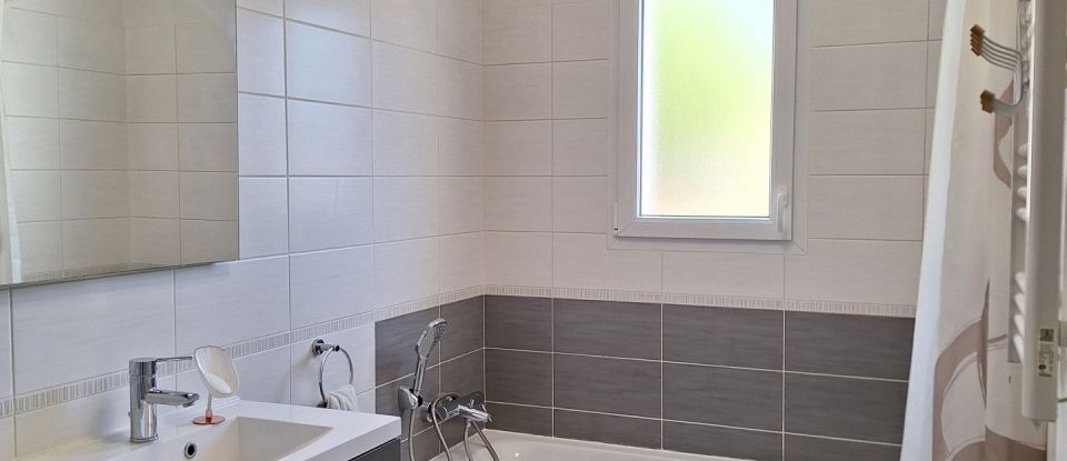 Maison 5 pièces de 98 m² à Talmont-Saint-Hilaire (85440)