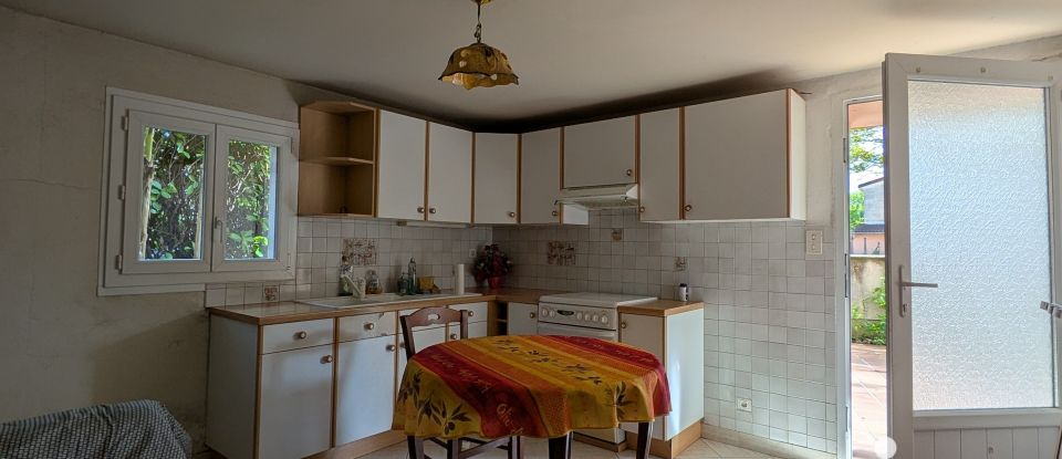Maison traditionnelle 6 pièces de 118 m² à Saint-Juéry (81160)