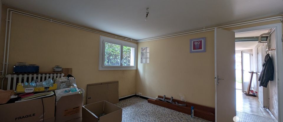 Maison traditionnelle 6 pièces de 118 m² à Saint-Juéry (81160)