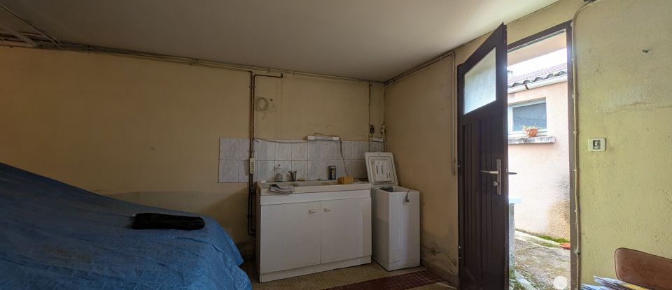 Maison traditionnelle 6 pièces de 118 m² à Saint-Juéry (81160)