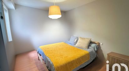 Apartment 2 rooms of 51 m² in Pau (64000)