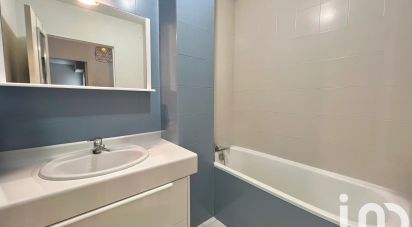 Apartment 2 rooms of 51 m² in Pau (64000)