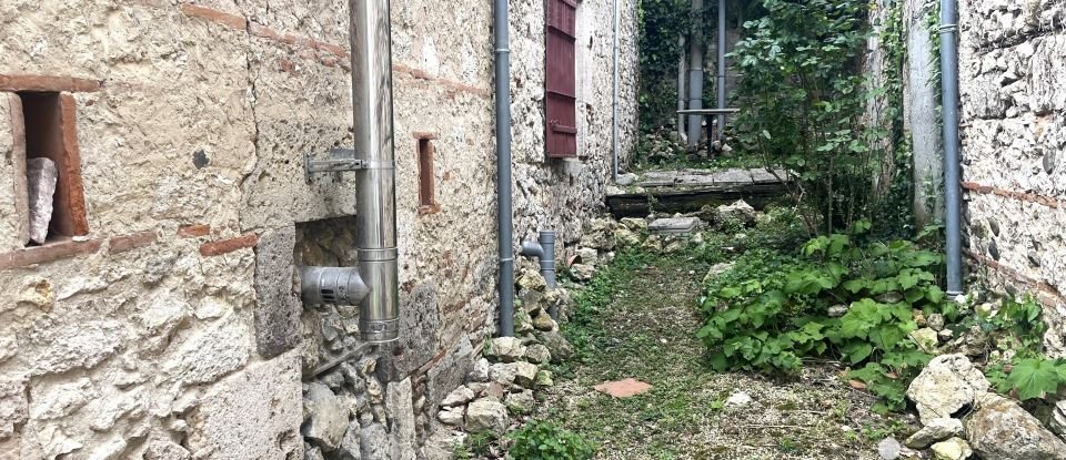 Maison 2 pièces de 57 m² à Clermont-Dessous (47130)