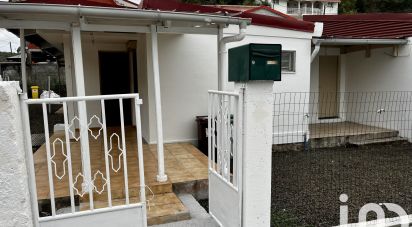 Maison 3 pièces de 55 m² à Sainte-Anne (97227)