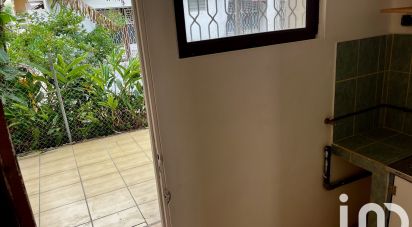 Maison 2 pièces de 45 m² à Sainte-Anne (97227)