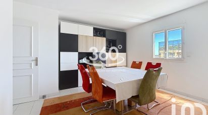 Appartement 4 pièces de 92 m² à Hyères (83400)