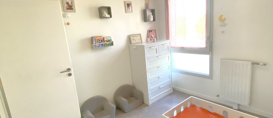 Apartment 3 rooms of 59 m² in Évry (91000)