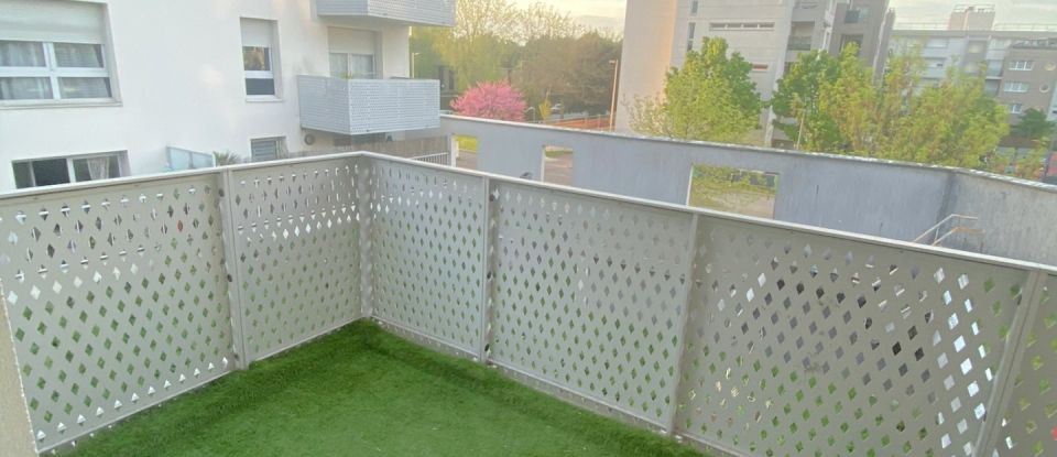 Apartment 3 rooms of 59 m² in Évry (91000)