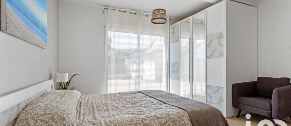 House 7 rooms of 236 m² in Leuville-sur-Orge (91310)