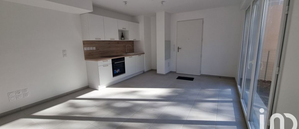 Apartment 2 rooms of 50 m² in Saint-Maximin-la-Sainte-Baume (83470)