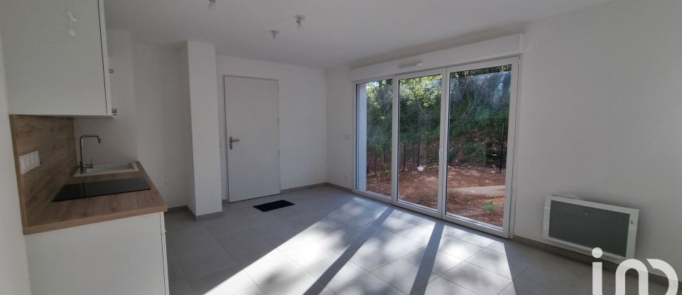 Apartment 2 rooms of 50 m² in Saint-Maximin-la-Sainte-Baume (83470)
