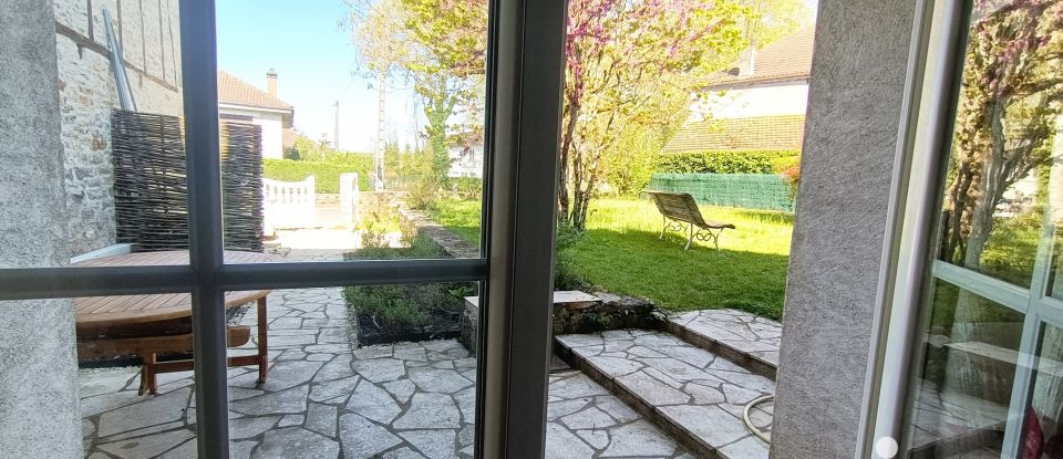 Maison 6 pièces de 168 m² à Martel (46600)