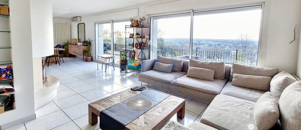Architectural house 9 rooms of 215 m² in Chennevières-sur-Marne (94430)