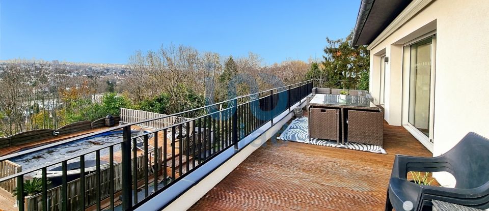 Architectural house 9 rooms of 215 m² in Chennevières-sur-Marne (94430)