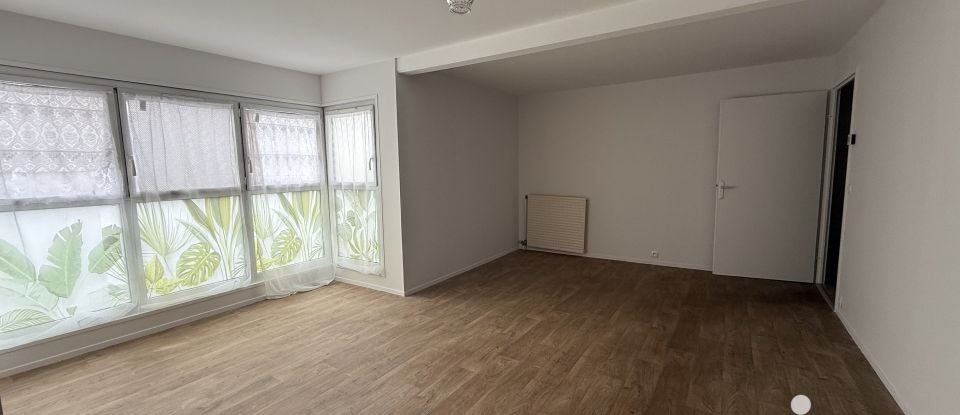 Apartment 4 rooms of 77 m² in Noisiel (77186)