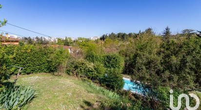 Traditional house 7 rooms of 200 m² in Sainte-Foy-lès-Lyon (69110)
