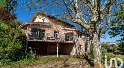 Traditional house 7 rooms of 200 m² in Sainte-Foy-lès-Lyon (69110)