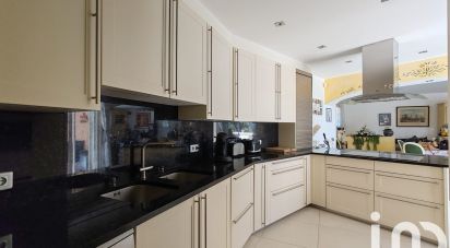 Maison 5 pièces de 204 m² à Sainte-Maxime (83120)