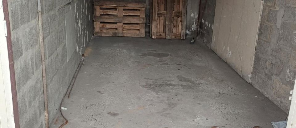 Parking/garage/box de 14 m² à - (76370)
