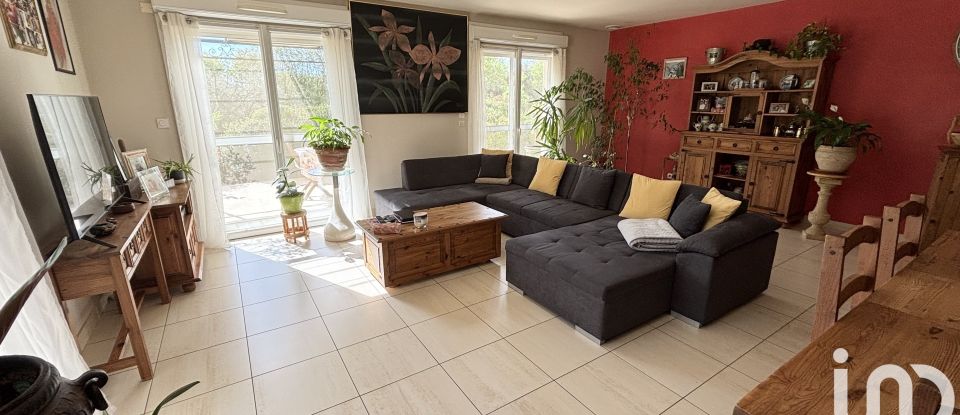 Maison 5 pièces de 112 m² à Saint-Martin-d'Ardèche (07700)