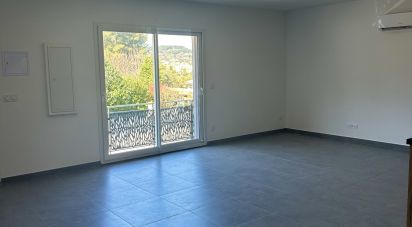 Appartement 3 pièces de 70 m² à Peypin (13124)