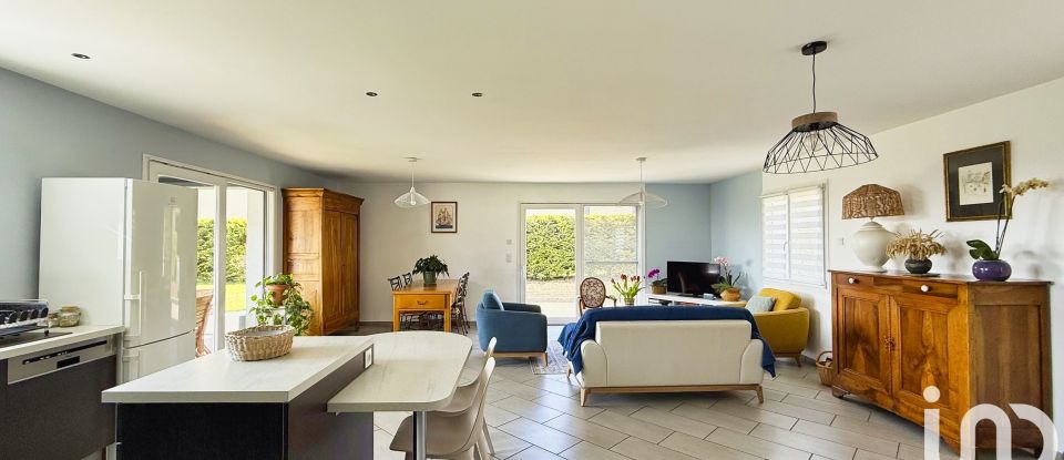 House 6 rooms of 132 m² in Bains (43370)