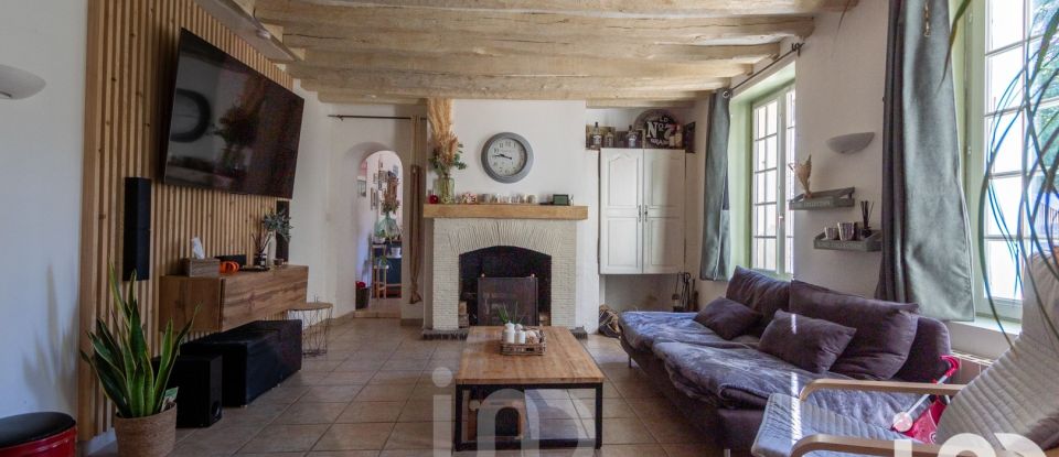 Longere 5 rooms of 125 m² in Gisors (27140)