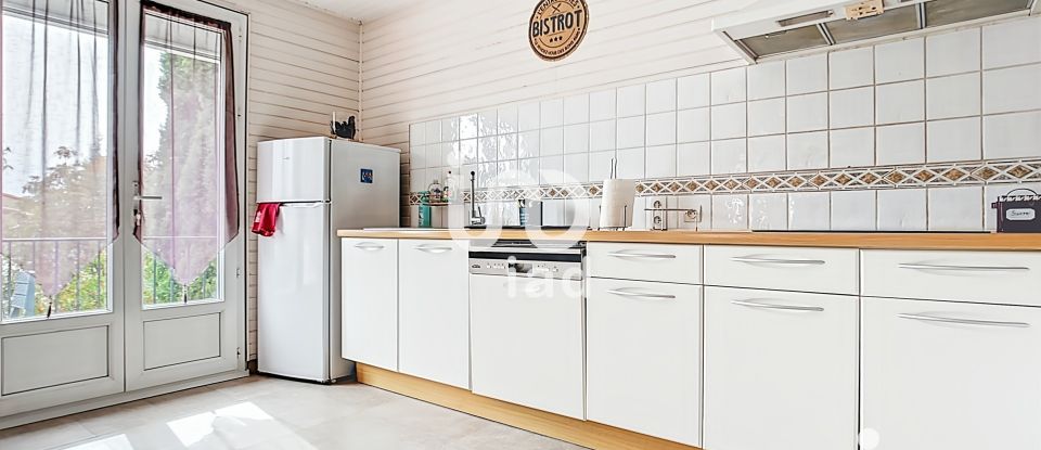 Maison traditionnelle 6 pièces de 164 m² à Espondeilhan (34290)