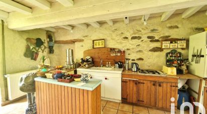 Village house 7 rooms of 177 m² in Mauves-sur-Loire (44470)