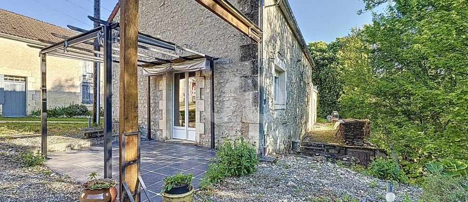 Maison traditionnelle 4 pièces de 120 m² à Coulangeron (89580)