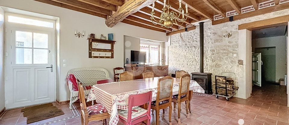 Maison traditionnelle 4 pièces de 120 m² à Coulangeron (89580)