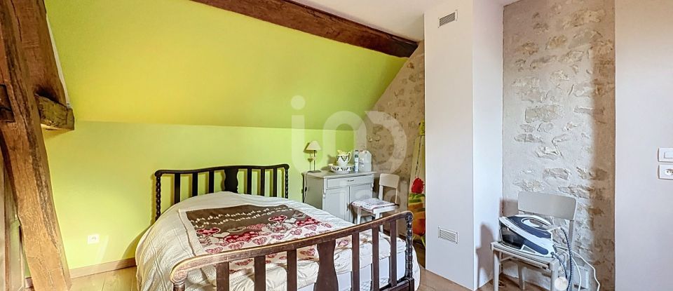 Maison traditionnelle 4 pièces de 120 m² à Coulangeron (89580)
