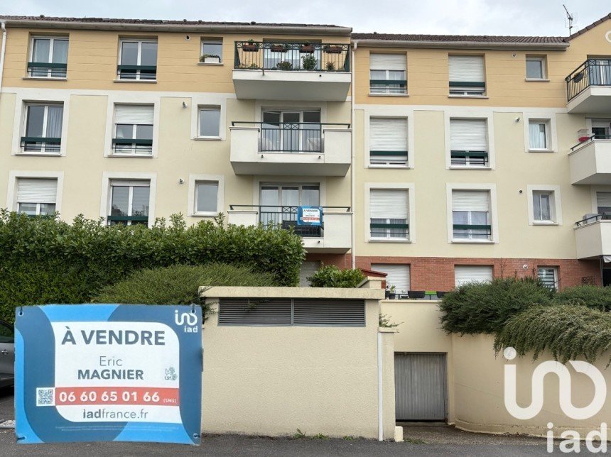 Apartment 2 rooms of 47 m² in Franconville (95130)