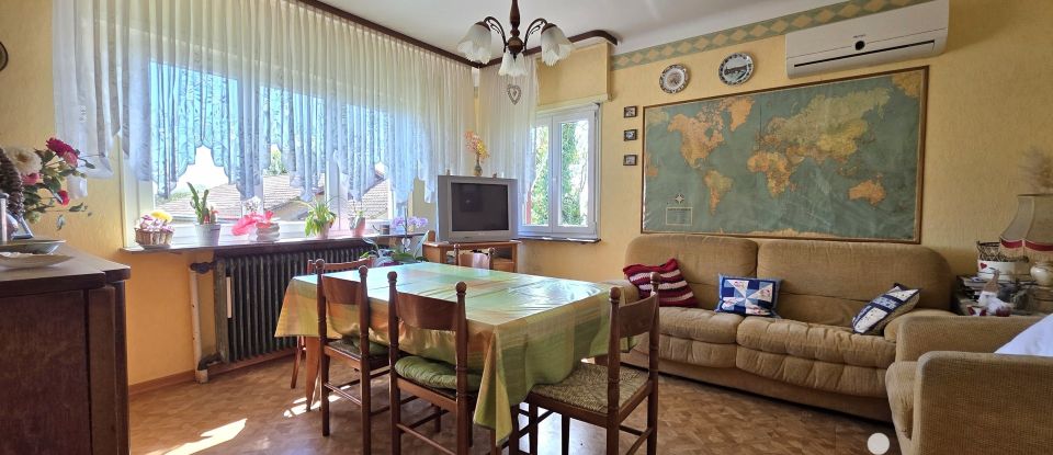 Maison 5 pièces de 105 m² à Loupershouse (57510)