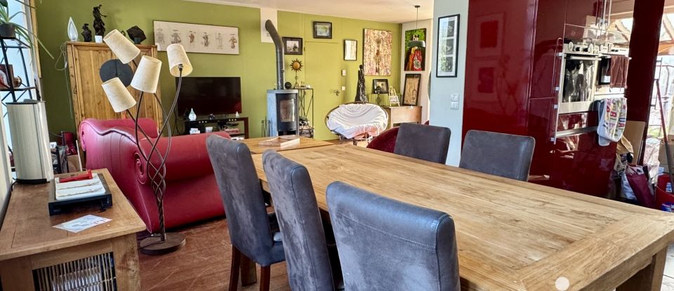 Maison 9 pièces de 190 m² à Ouistreham (14150)