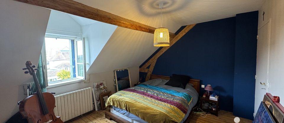 Maison 9 pièces de 190 m² à Ouistreham (14150)