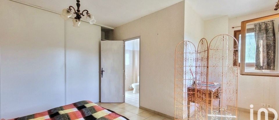 Maison 3 pièces de 104 m² à Villecroze (83690)